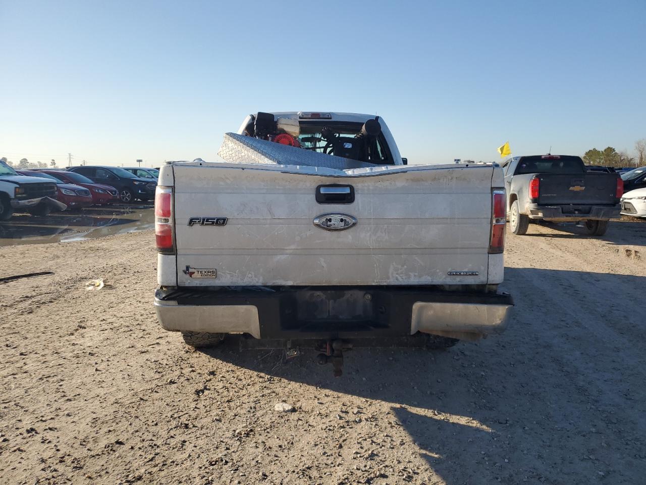 2010 FORD F150 - Фото 6