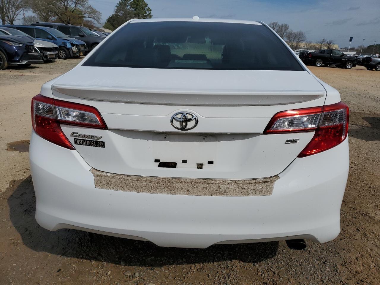 2013 TOYOTA CAMRY L - Фото 6