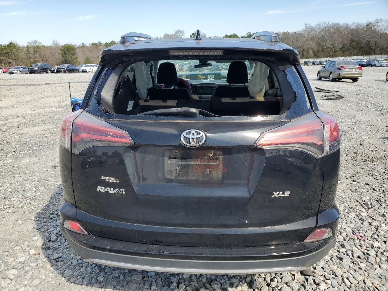 2017 TOYOTA RAV4 XLE - Фото 6