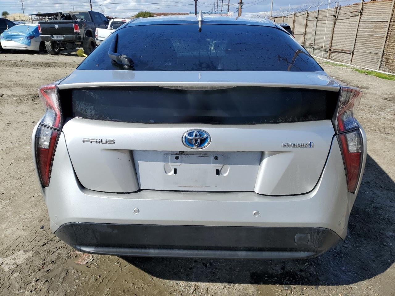 2018 TOYOTA PRIUS - Image 6