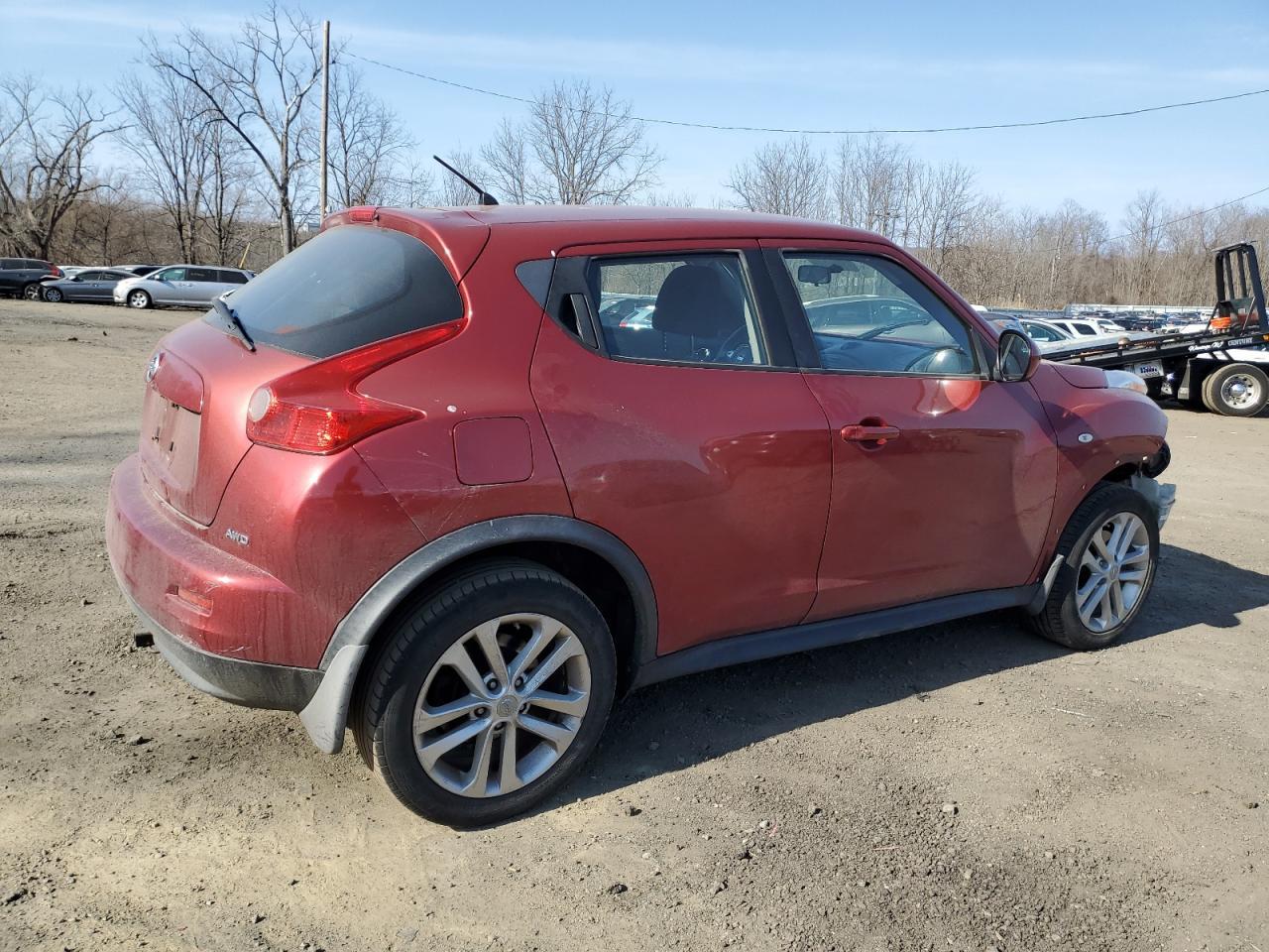 2011 NISSAN JUKE S - Фото 3