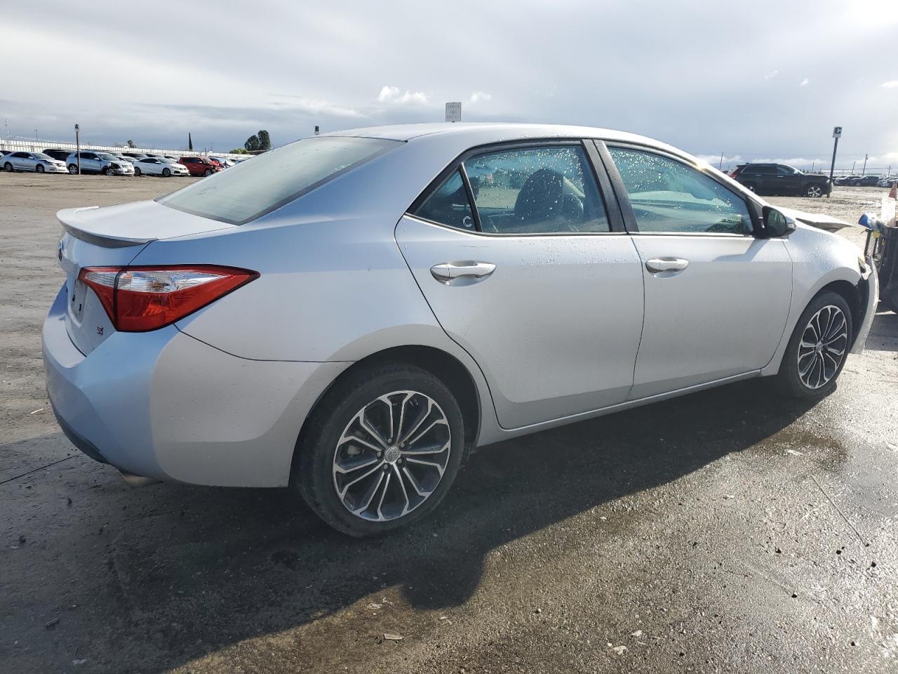 2015 TOYOTA COROLLA L - Фото 3
