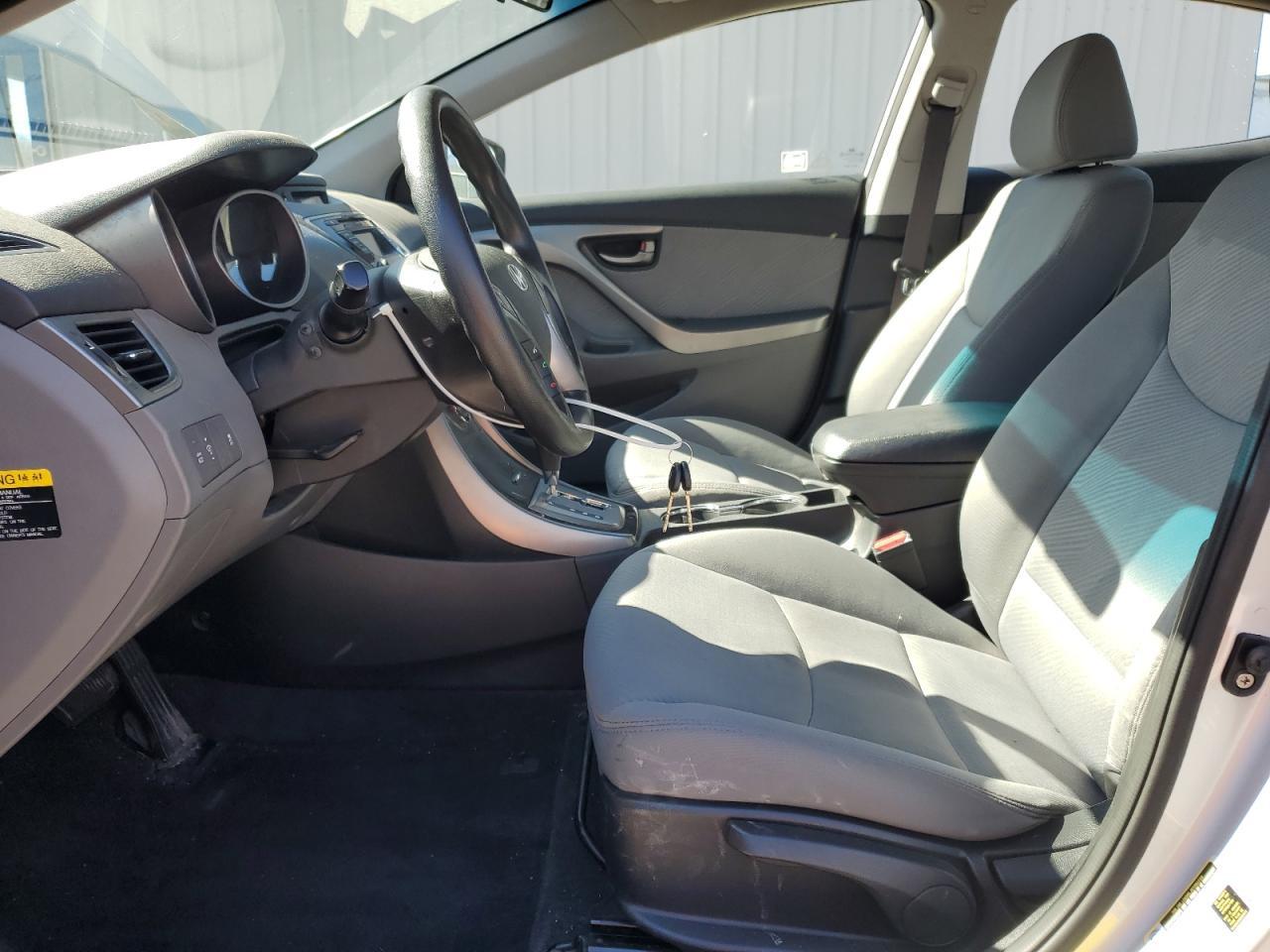 2013 HYUNDAI ELANTRA GL - Image 7