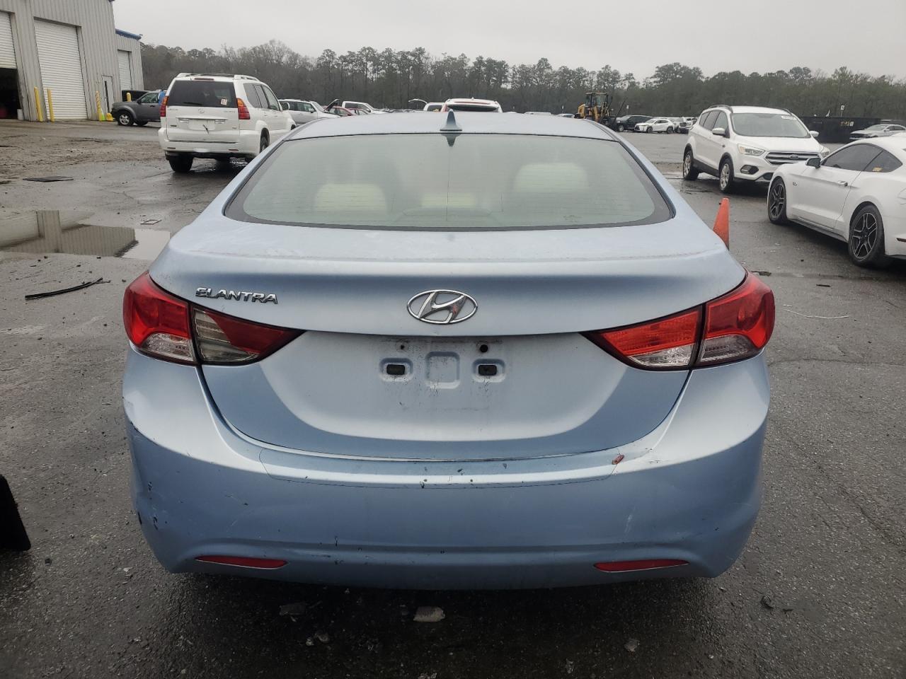 2013 HYUNDAI ELANTRA GL - Фото 6