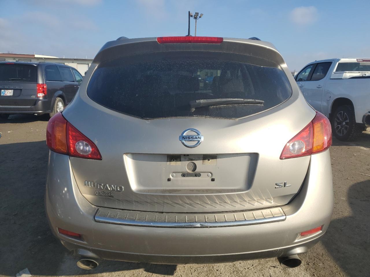 2010 NISSAN MURANO S - Фото 6