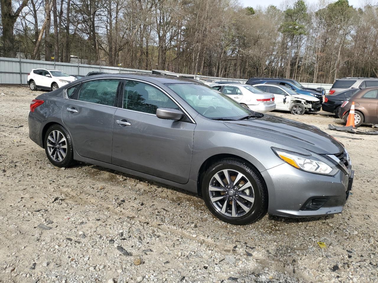 2017 NISSAN ALTIMA 2.5 - Фото 4