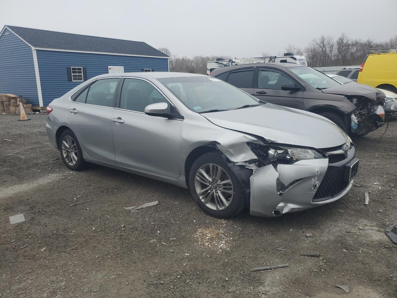 2016 TOYOTA CAMRY LE - Фото 4