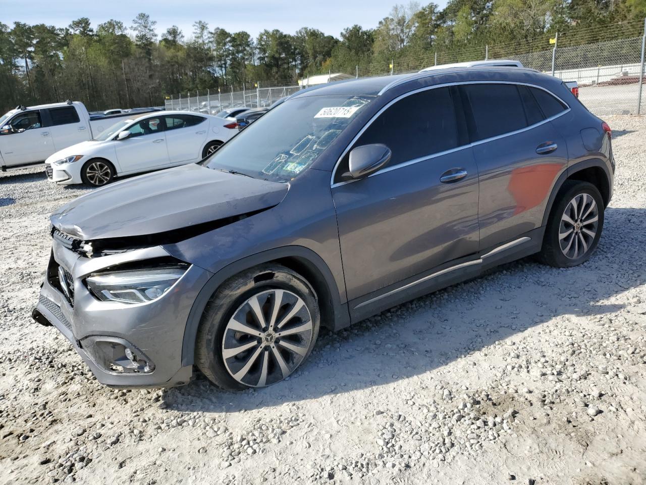 2021 MERCEDES-BENZ GLA 250 4M