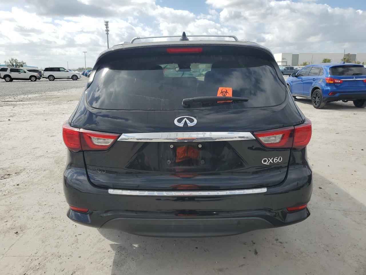2017 INFINITI QX60 - Image 6