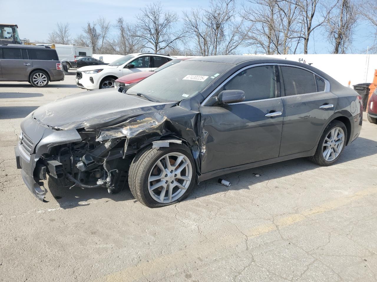 2011 NISSAN MAXIMA S