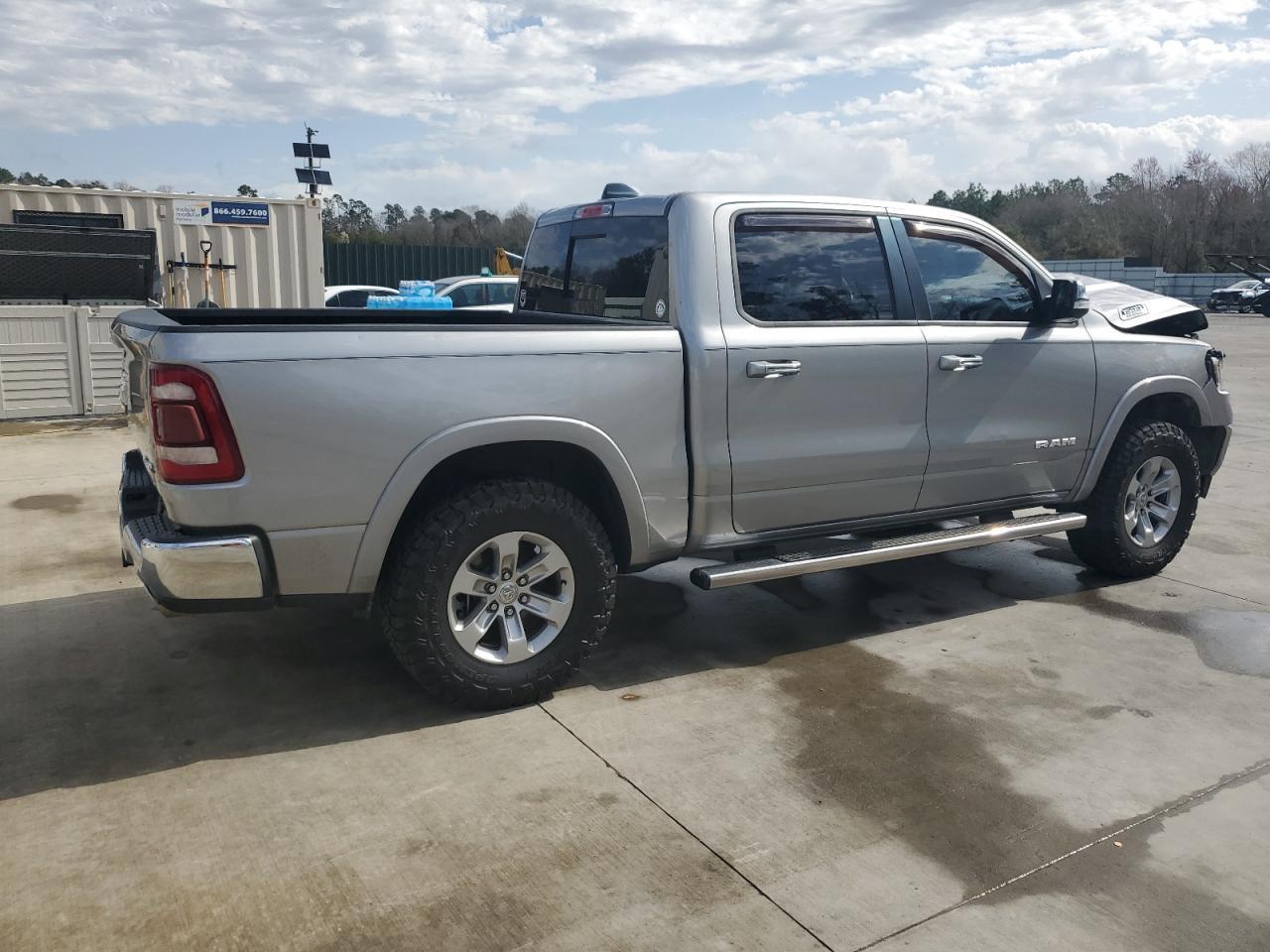 2019 RAM 1500 LARAM - Фото 3