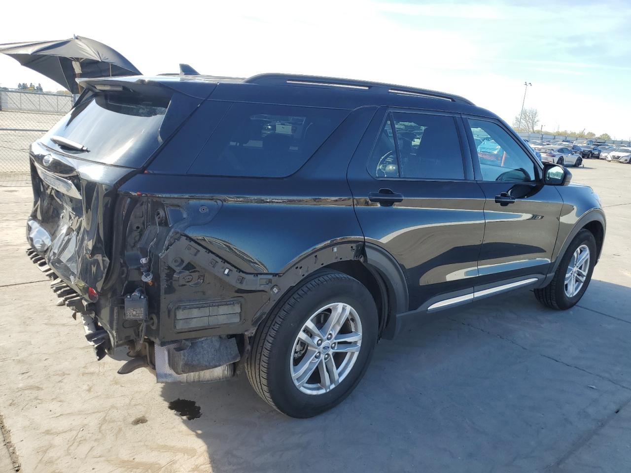 2023 FORD EXPLORER X - Image 3