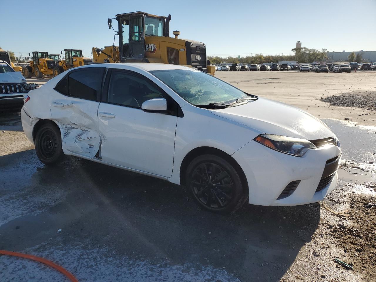 2015 TOYOTA COROLLA L - Image 4
