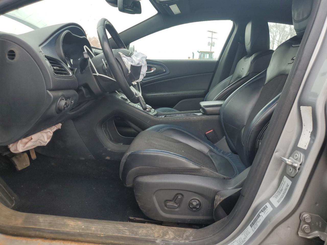2015 CHRYSLER 200 S - Image 7