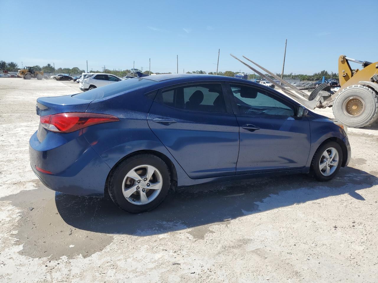 2015 HYUNDAI ELANTRA SE - Фото 3