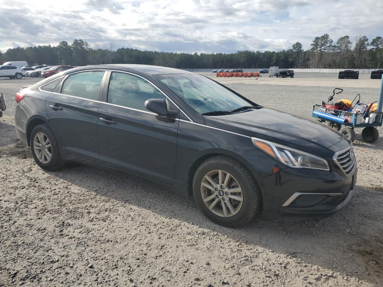 2017 HYUNDAI SONATA SE - Фото 4