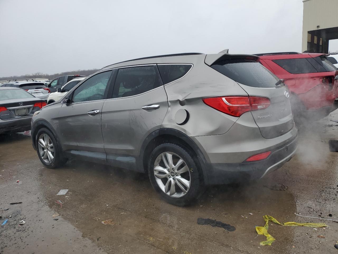 2013 HYUNDAI SANTA FE S - Image 2