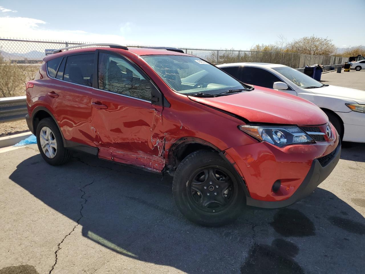 2015 TOYOTA RAV4 LE - Фото 4