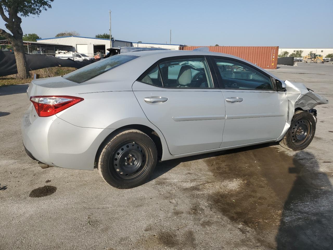 2015 TOYOTA COROLLA L - Фото 3
