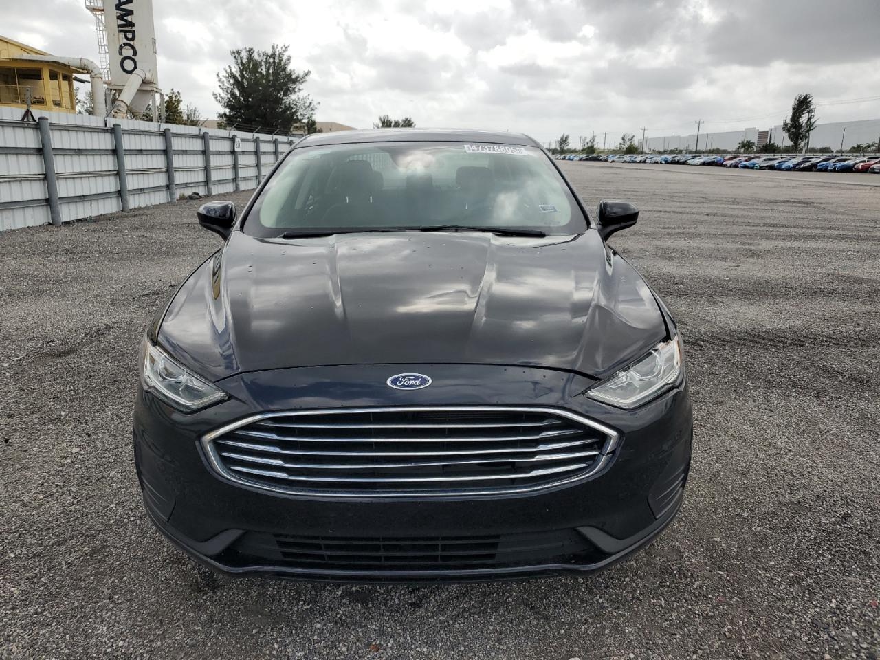 2020 FORD FUSION SE - Image 5