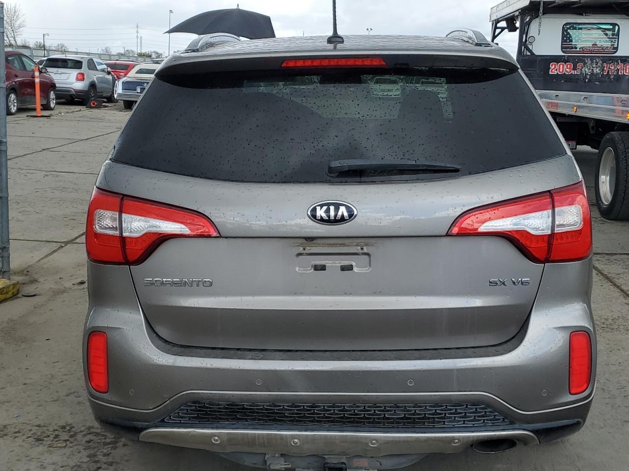 2015 KIA SORENTO SX - Image 6