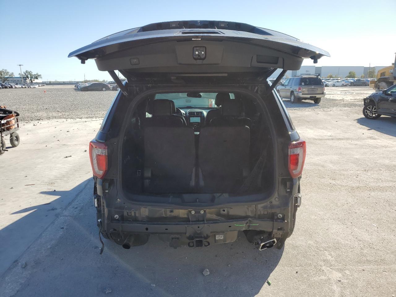 2017 FORD EXPLORER S - Image 6