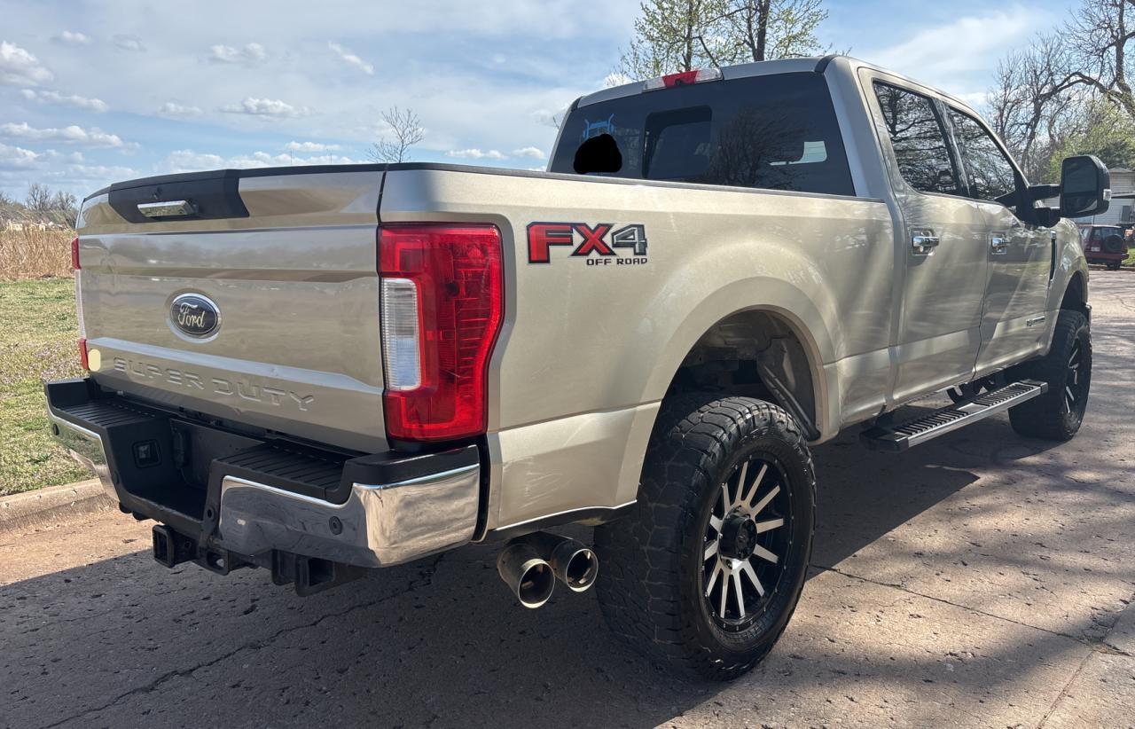 2017 FORD F250 SUPER - Image 4