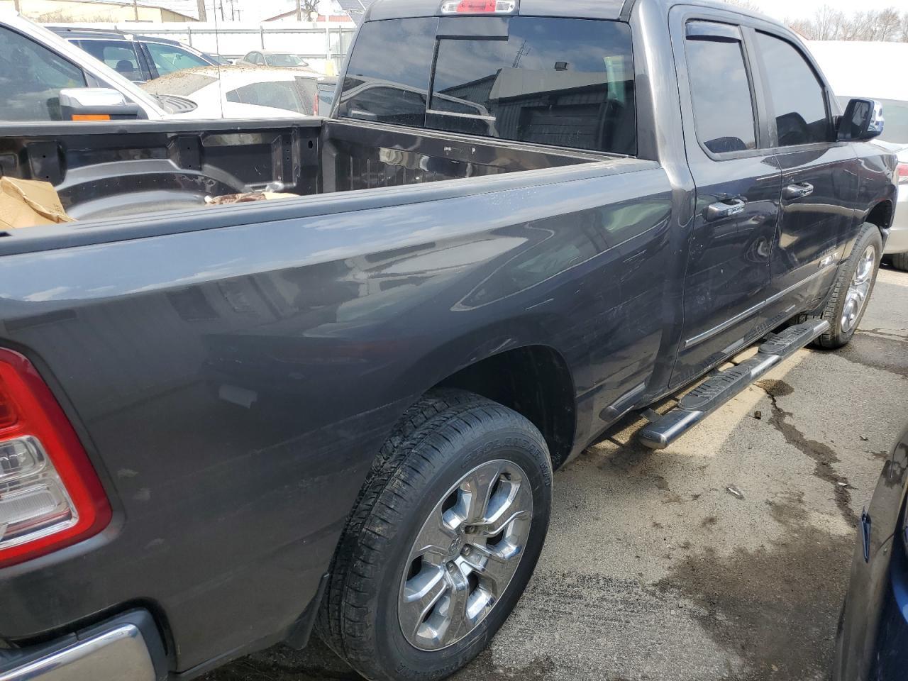 2019 RAM 1500 BIG H - Фото 3