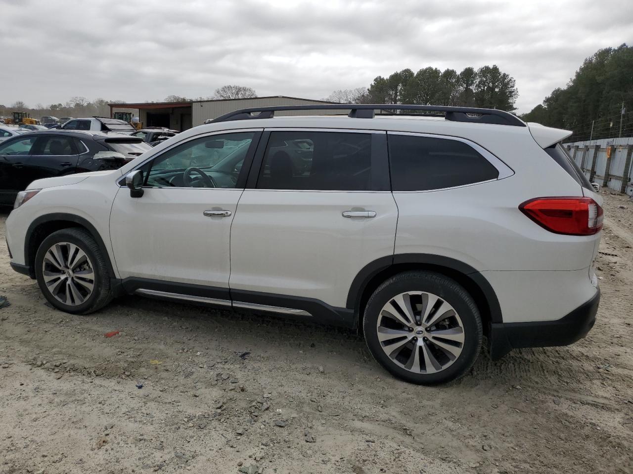 2021 SUBARU ASCENT TOU - Image 2