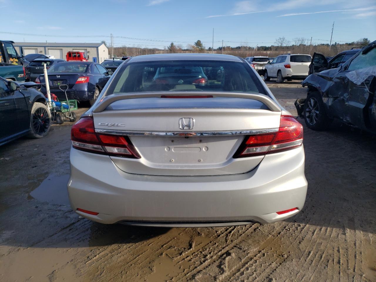 2015 HONDA CIVIC LX - Фото 6