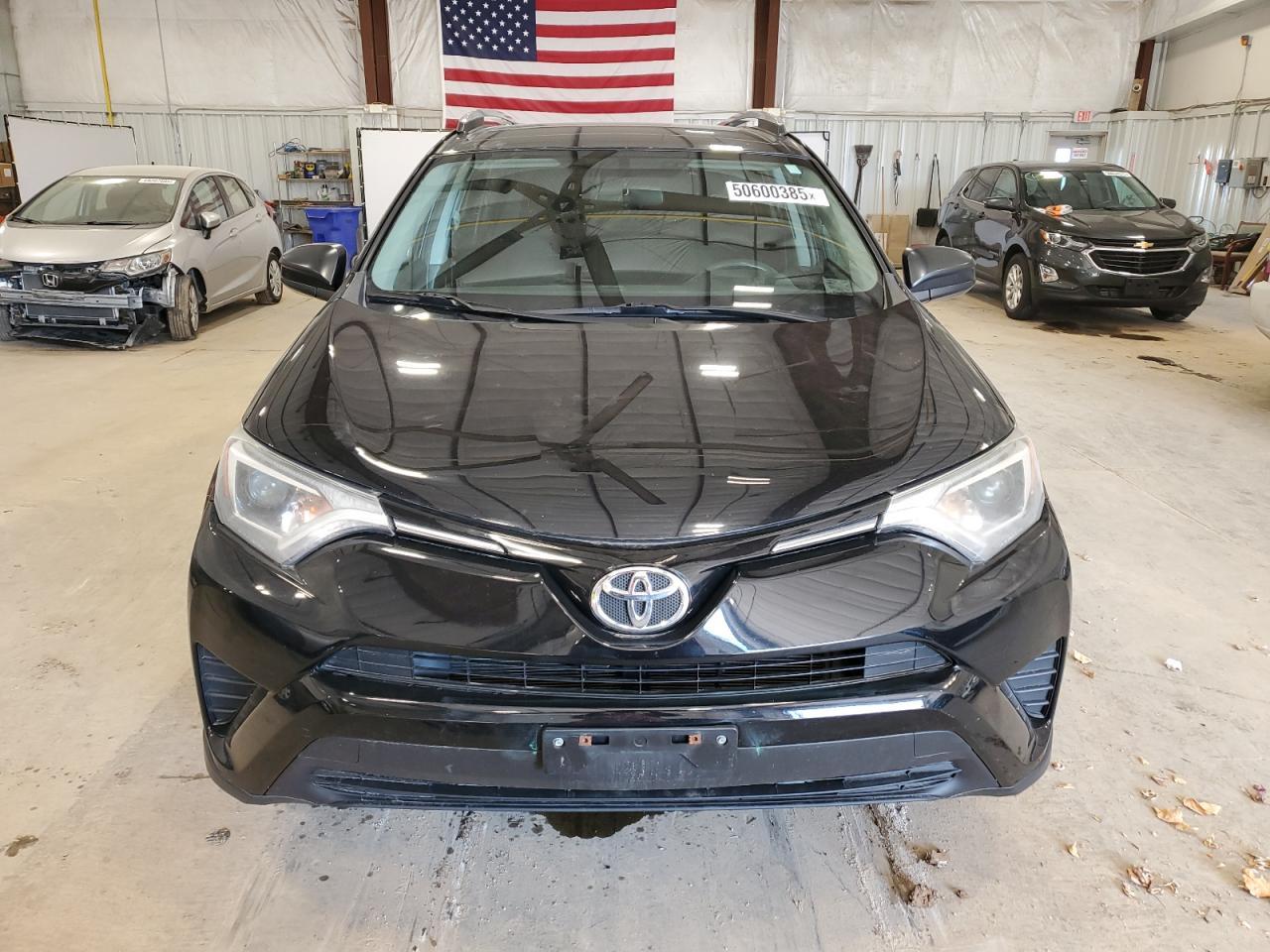 2016 TOYOTA RAV4 LE - Фото 5