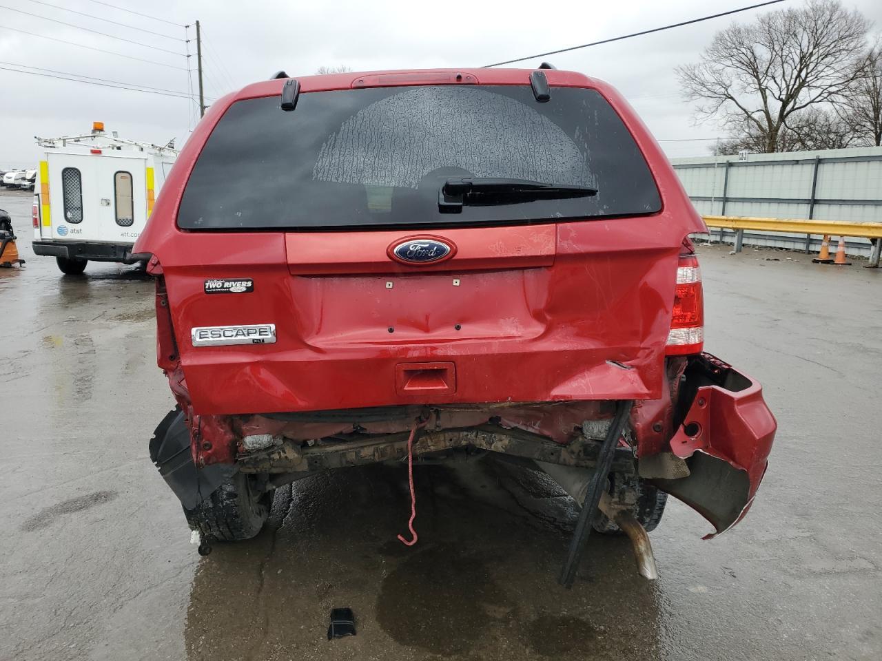 2010 FORD ESCAPE XLT - Фото 6