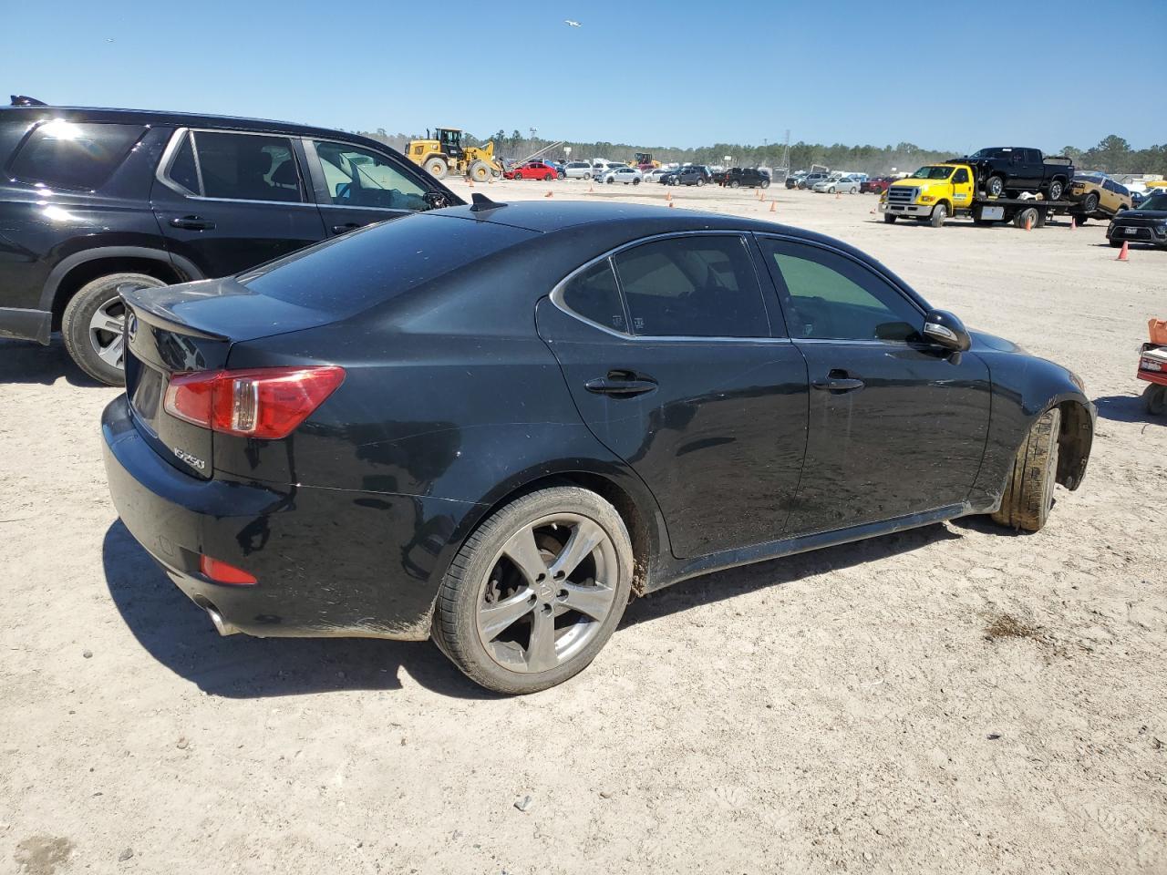 2011 LEXUS IS 250 - Image 3