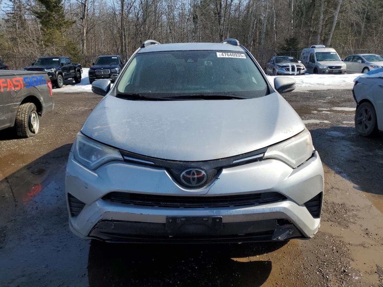 2018 TOYOTA RAV4 LE - Image 5