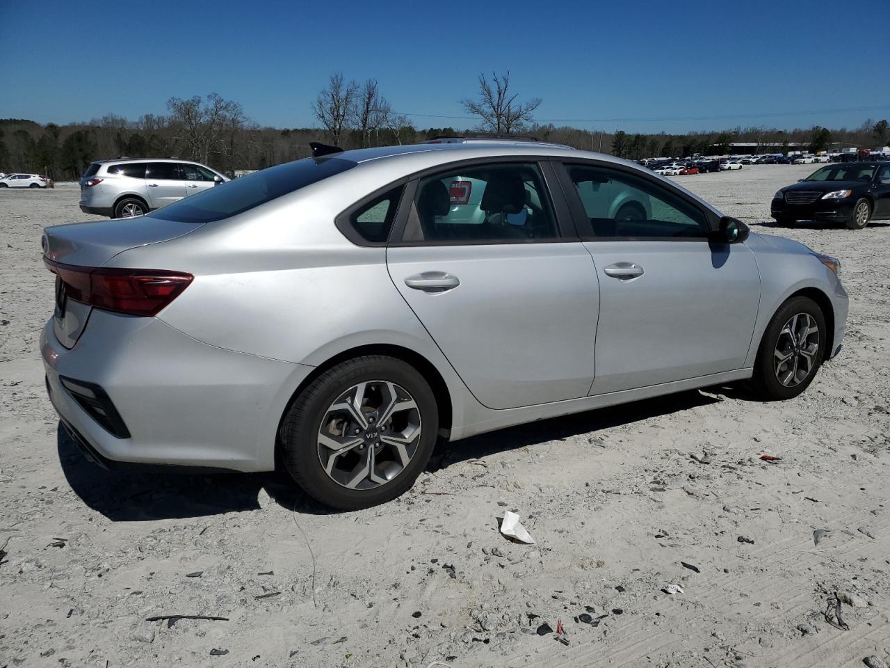 2021 KIA FORTE FE - Фото 3