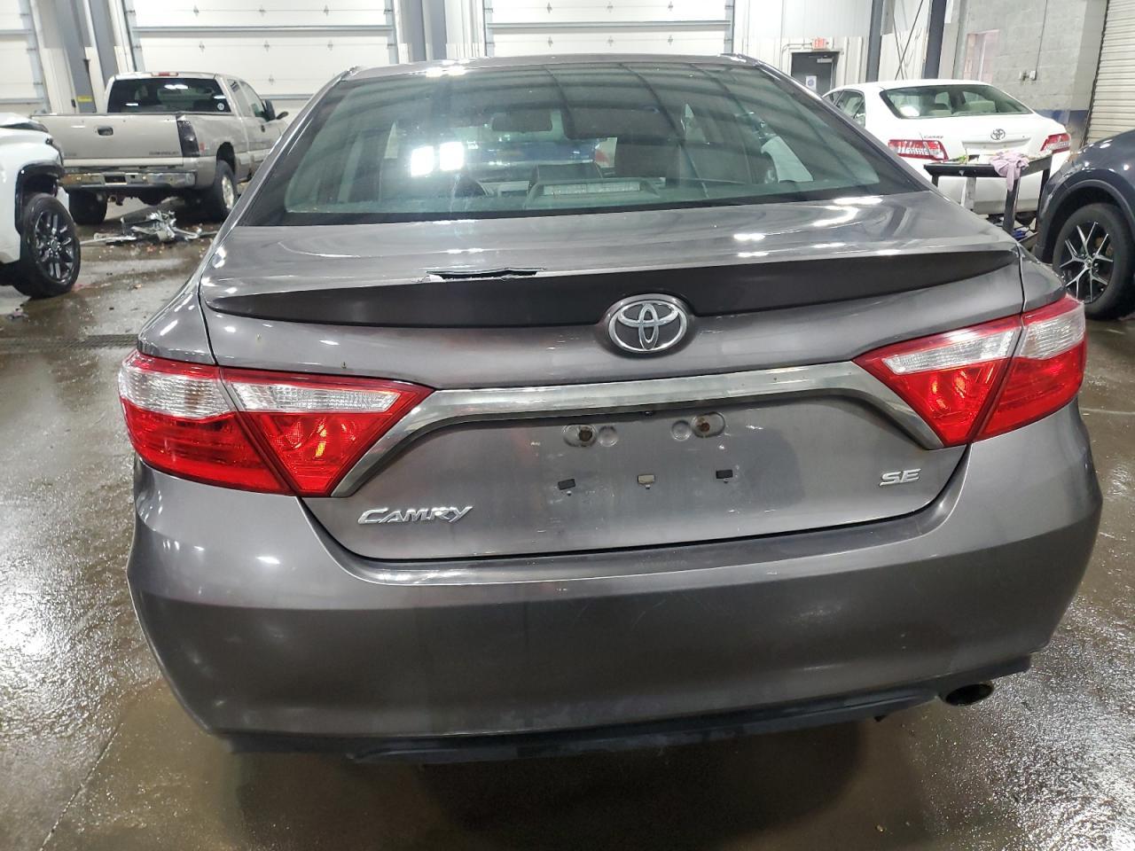 2015 TOYOTA CAMRY LE - Фото 6