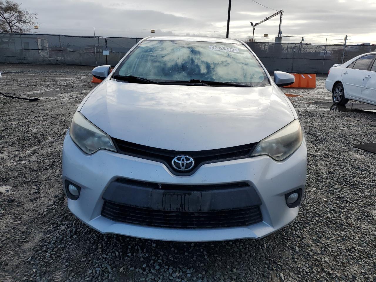 2014 TOYOTA COROLLA L - Image 5