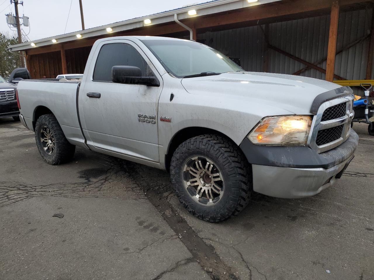 2014 RAM 1500 ST - Фото 4