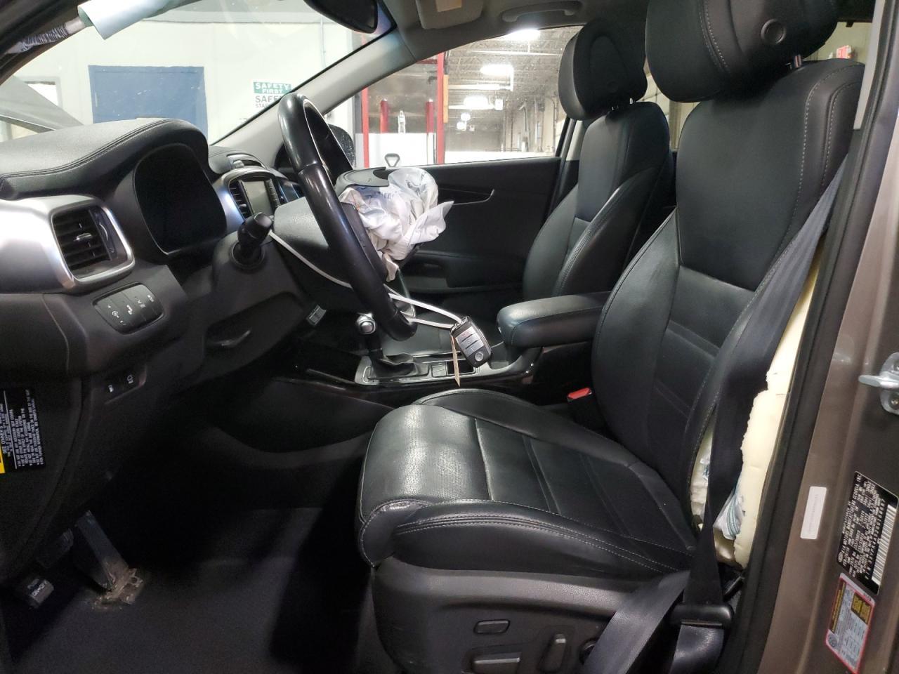 2016 KIA SORENTO SX - Image 7