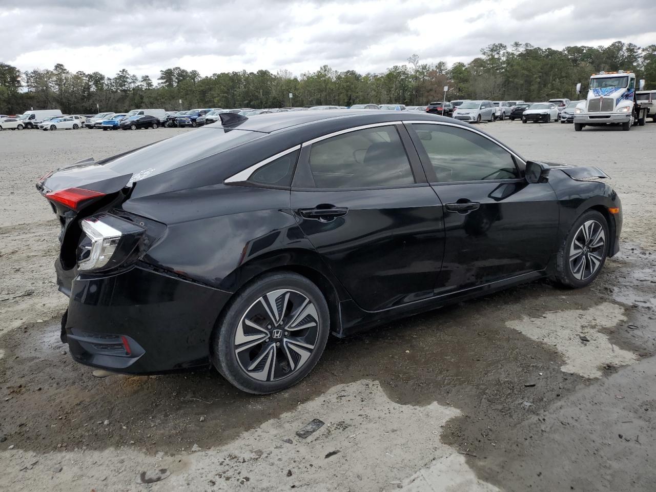 2018 HONDA CIVIC EX - Image 3