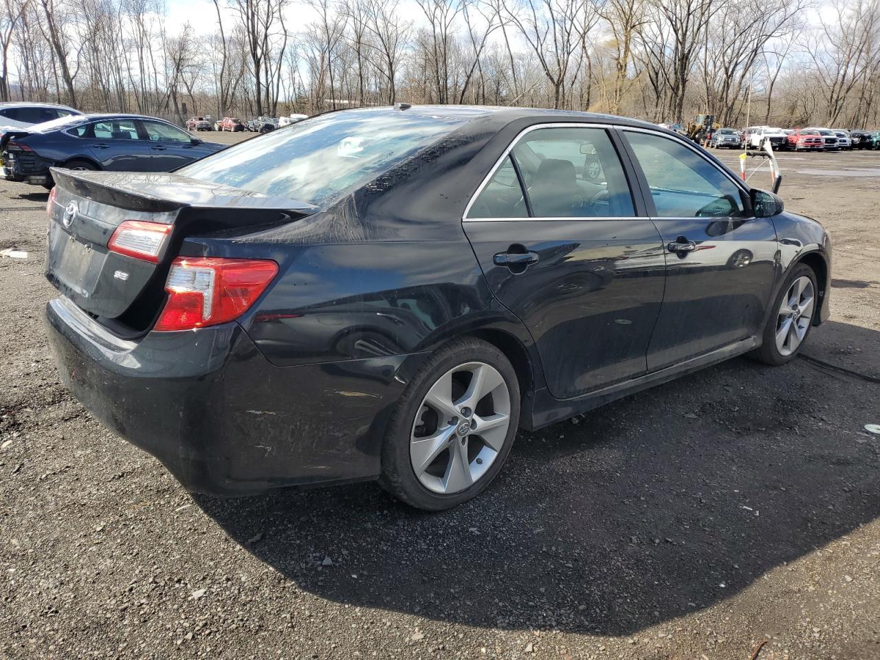 2012 TOYOTA CAMRY BASE - Фото 3