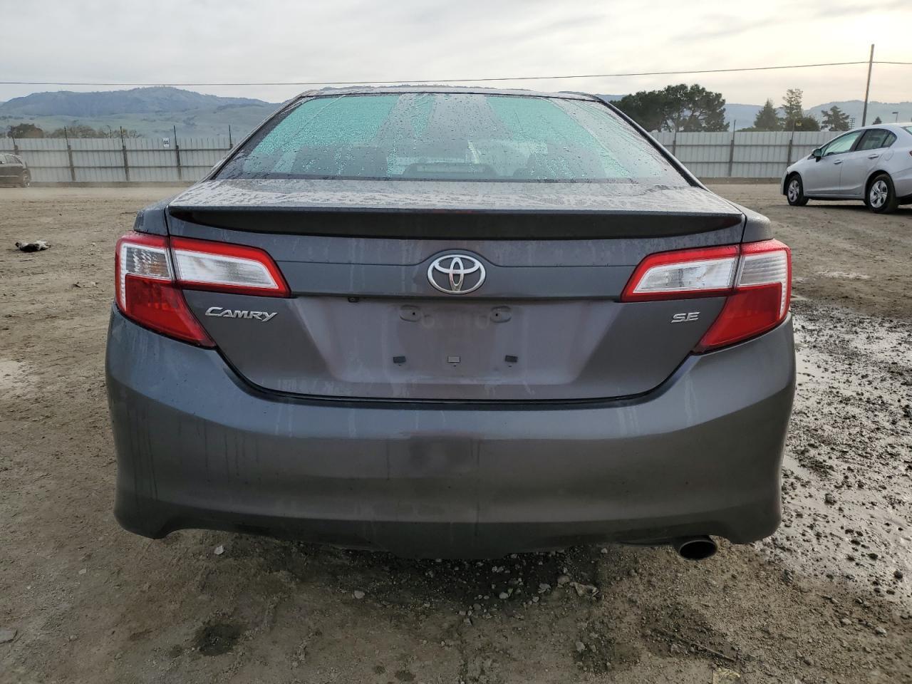2014 TOYOTA CAMRY L - Image 6