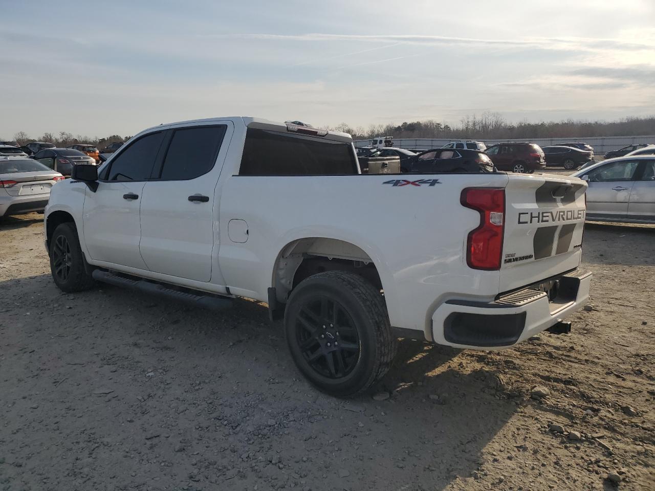 2021 CHEVROLET SILVERADO - Image 2