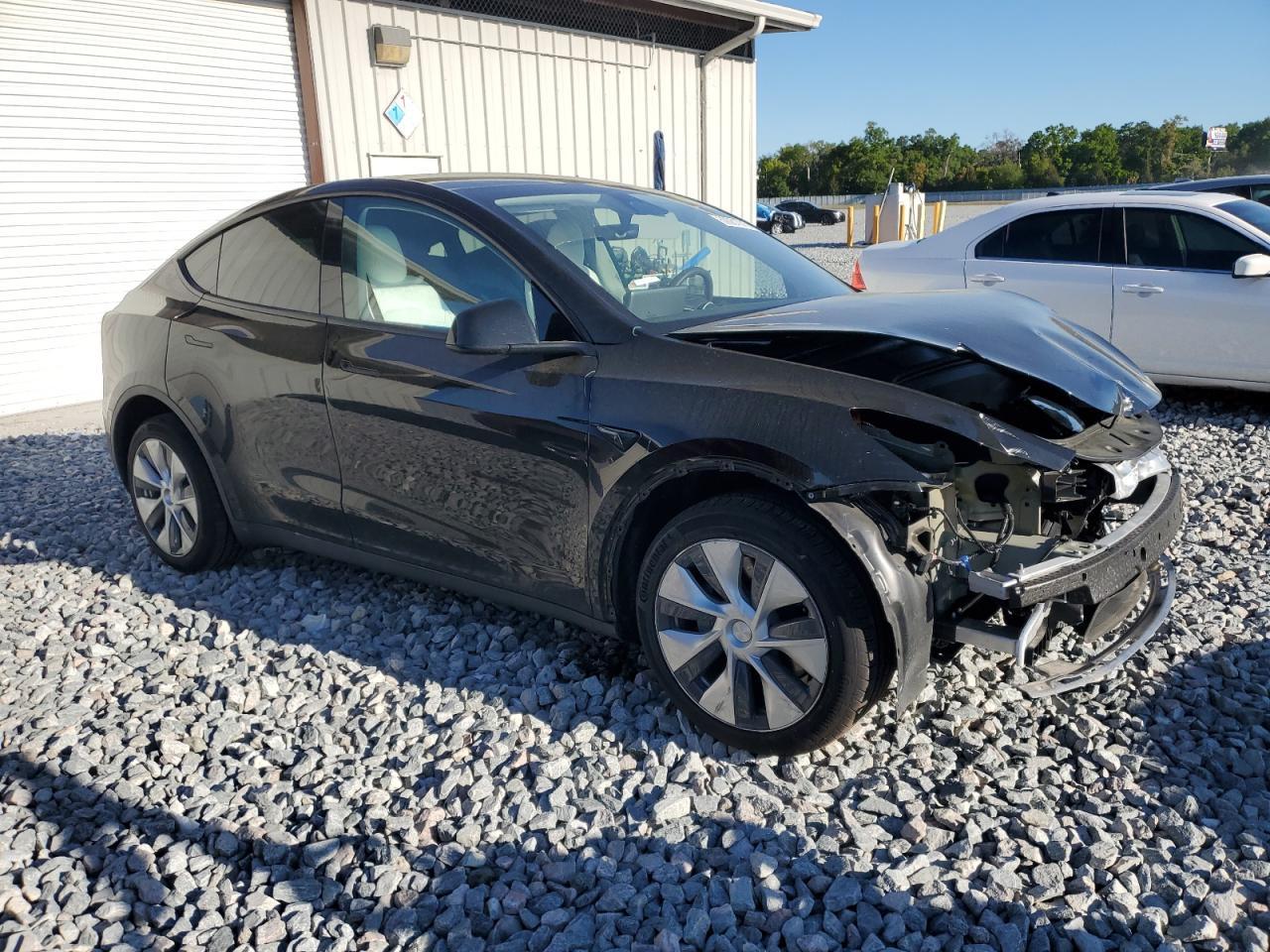 2023 TESLA MODEL Y - Image 4