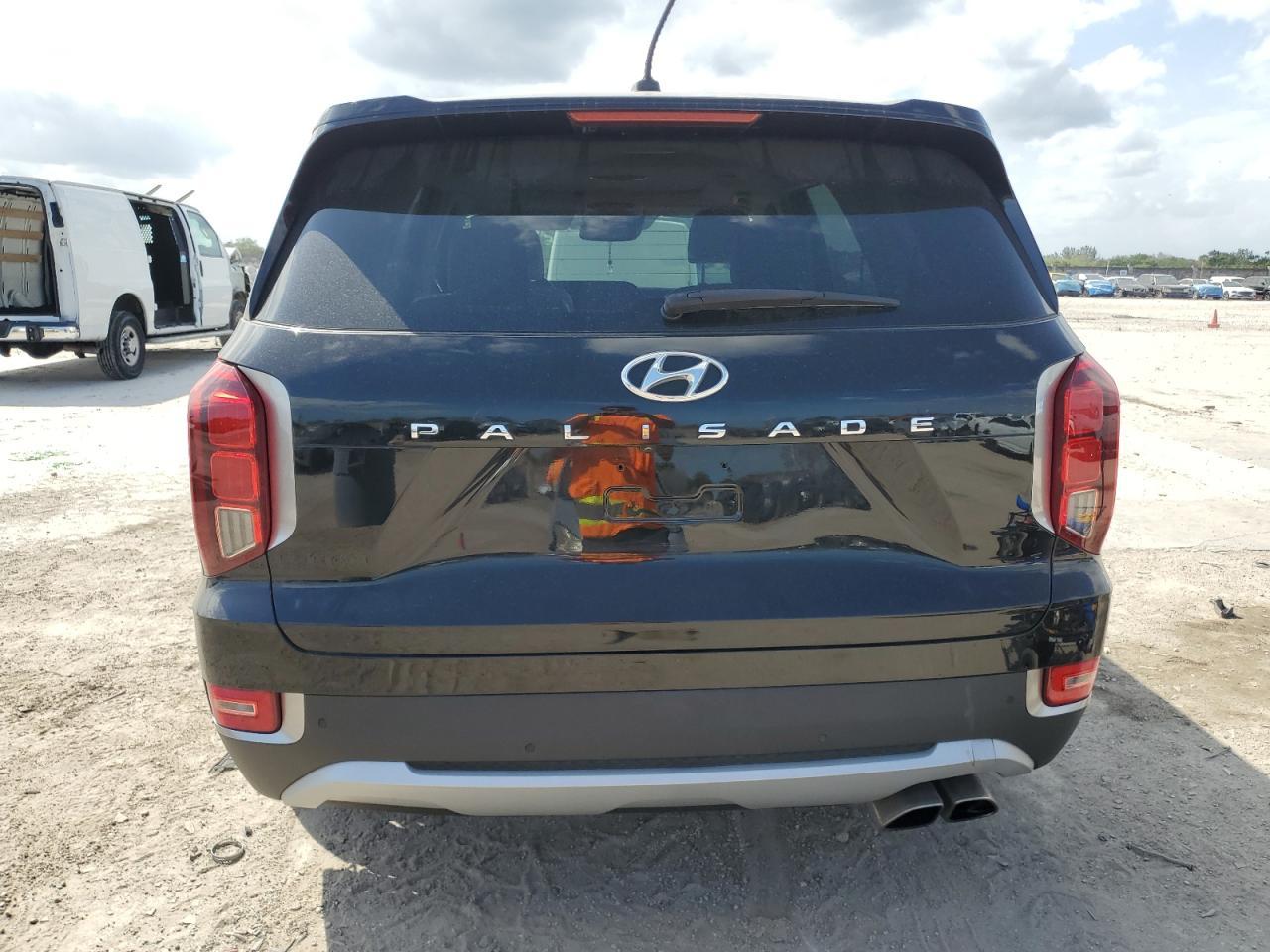 2020 HYUNDAI PALISADE S - Image 6