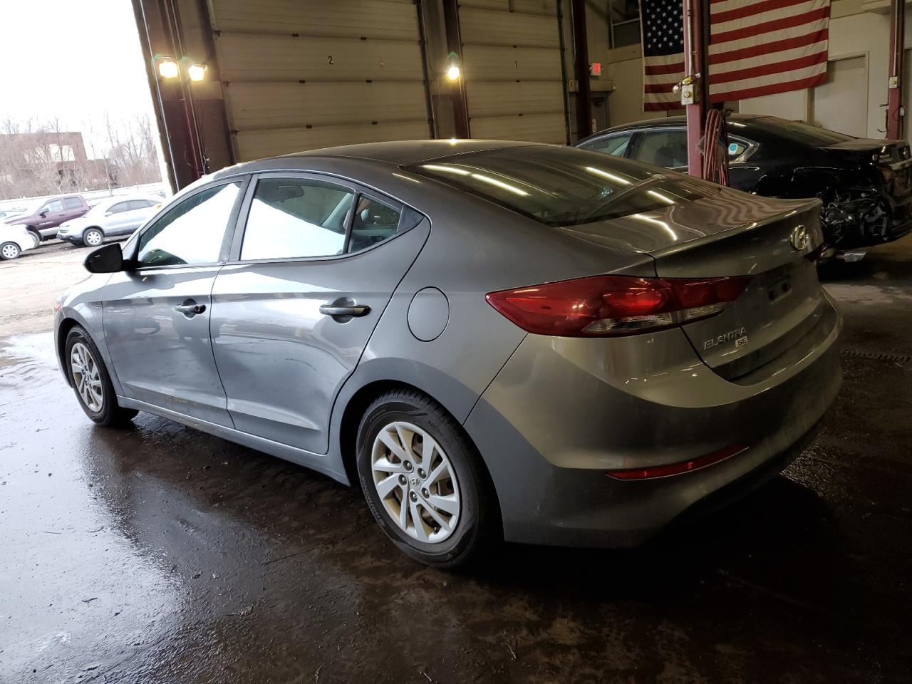 2018 HYUNDAI ELANTRA SE - Image 2