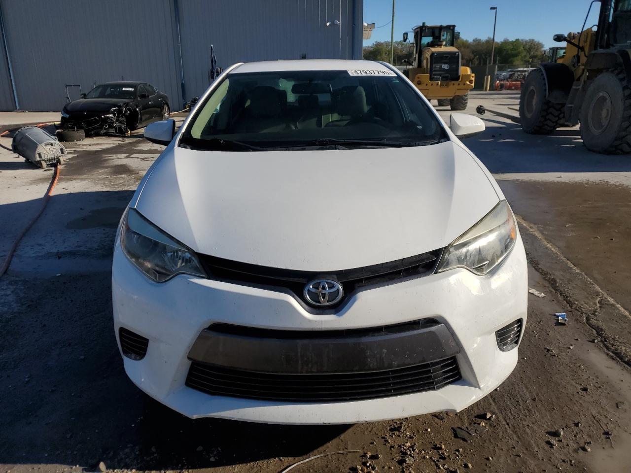2015 TOYOTA COROLLA L - Image 5