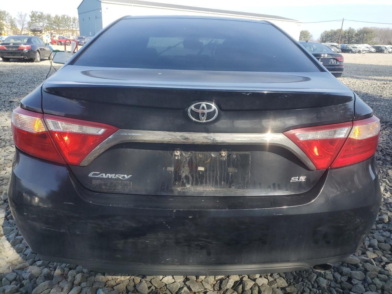 2016 TOYOTA CAMRY LE - Image 6