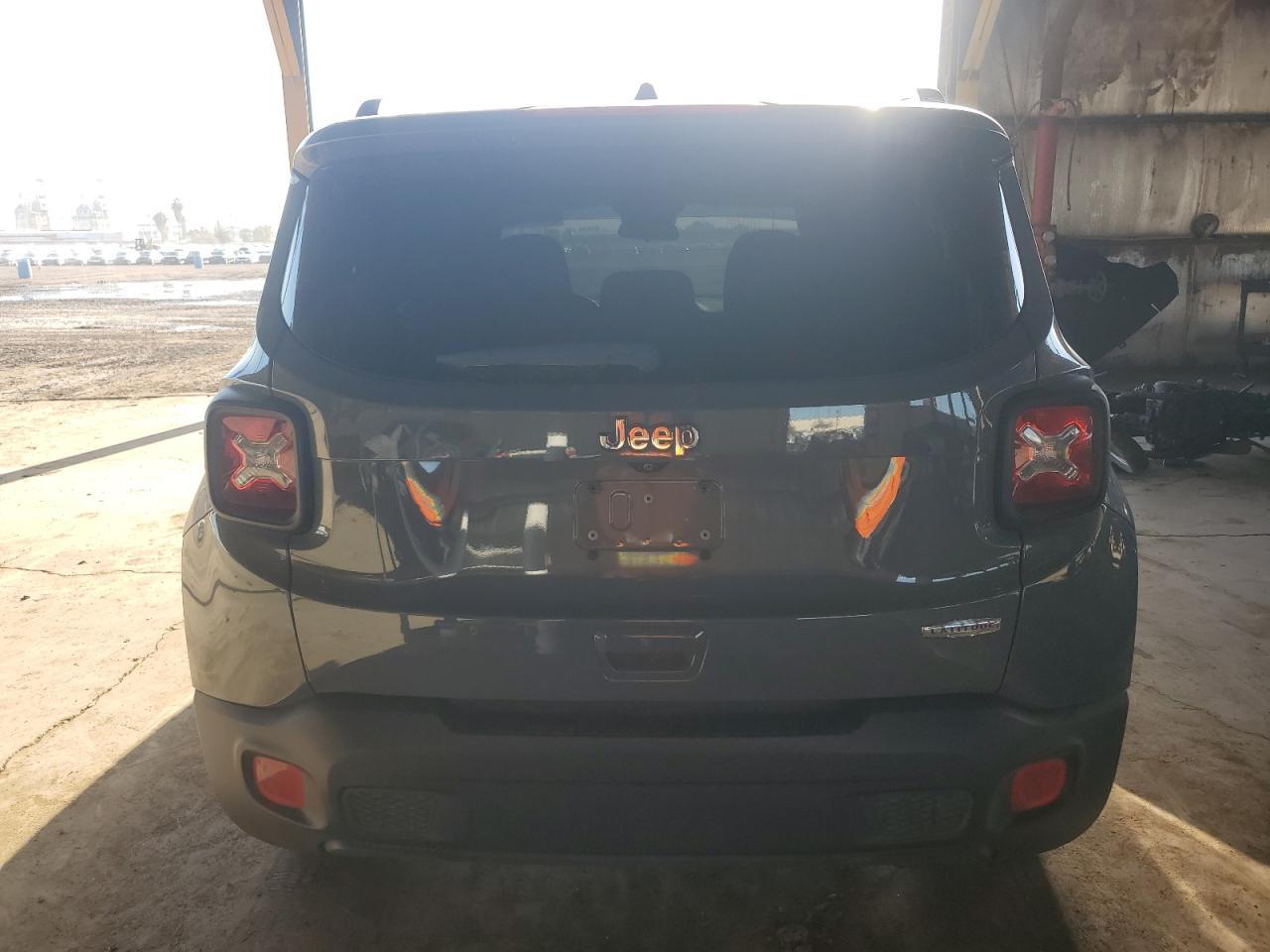 2018 JEEP RENEGADE L - Фото 6
