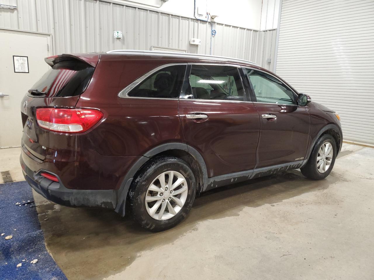 2016 KIA SORENTO LX - Image 3